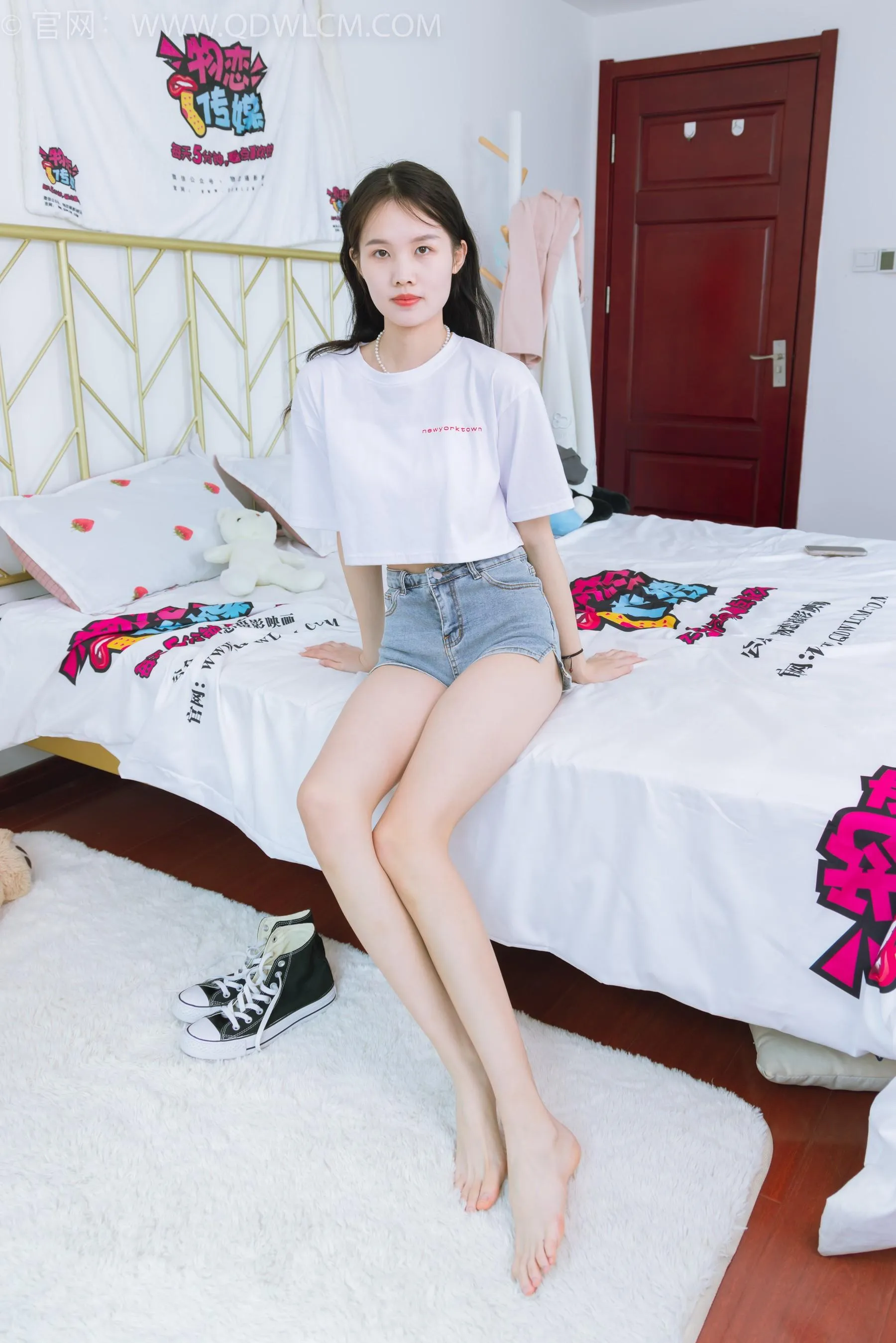 物恋传媒 NO.1559 颜颜-人来人往 [151P]插图7